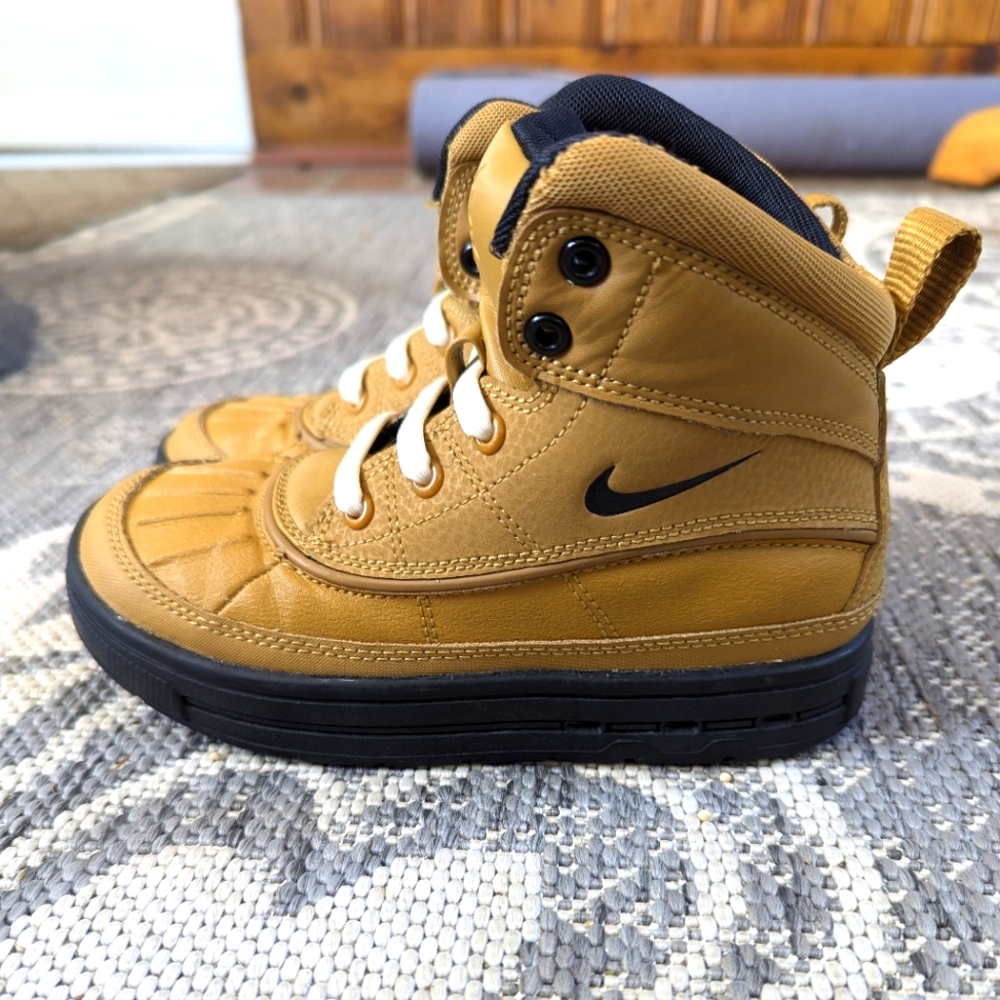 Nike Woodside 2 High ACG Boots